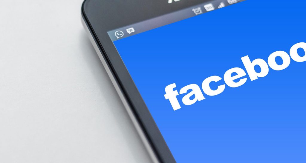 Facebook, WhatsApp, Instagram runter. Was verursacht den Ausfall?